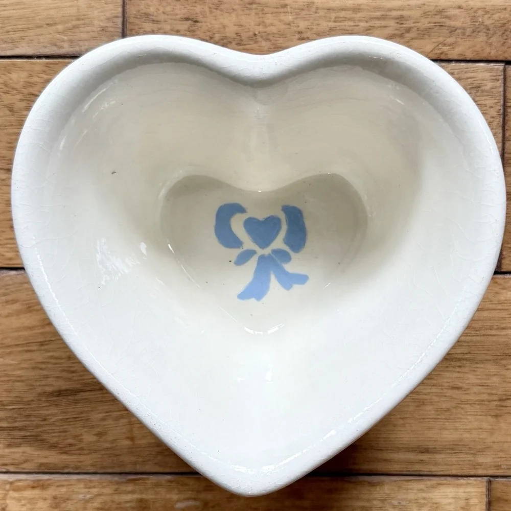VTG 80s White Heartshaped Dish Bowl Blue Bow & Heart‎ Country Cottage Core 6X3